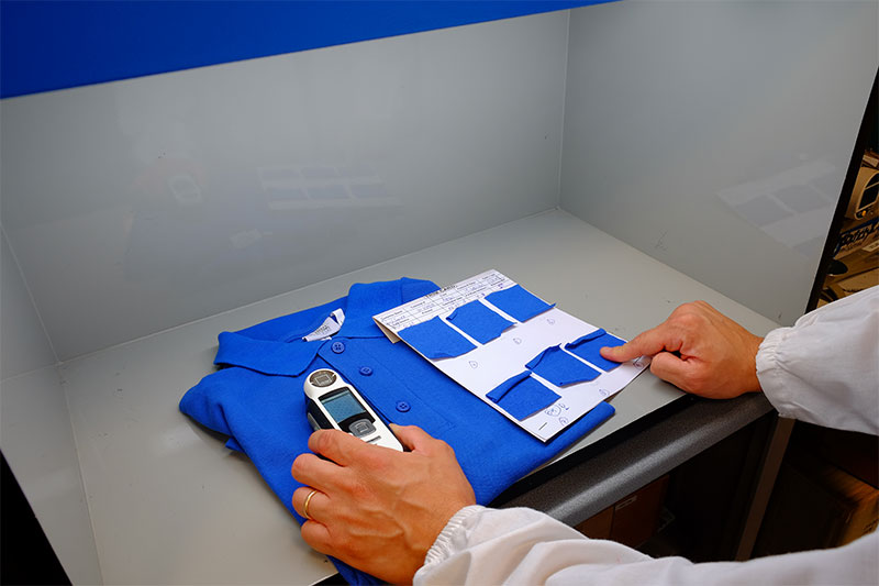 Realizzazione abbigliamento da lavoro personalizzato (Corporate)